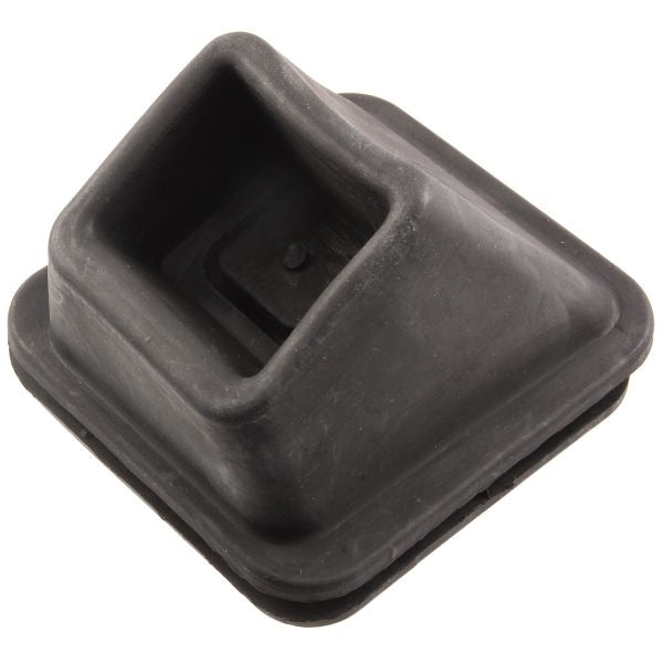 Clutch control boot