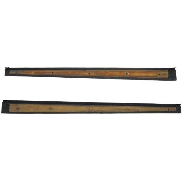 Door opening step pad
