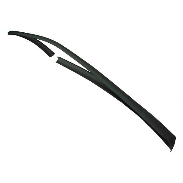 Three-Piece Windshield Reveal Molding With Metal