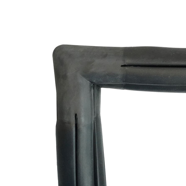 Windshield Gasket with Groove