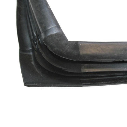 Windshield Gasket with Groove